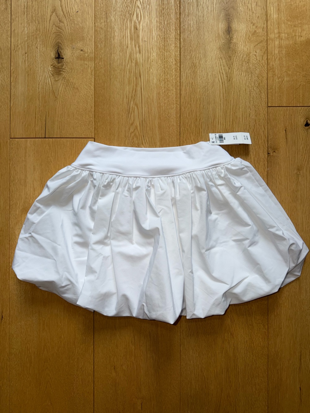 Abercrombie & Fitch YPB White Puff Mini Skort